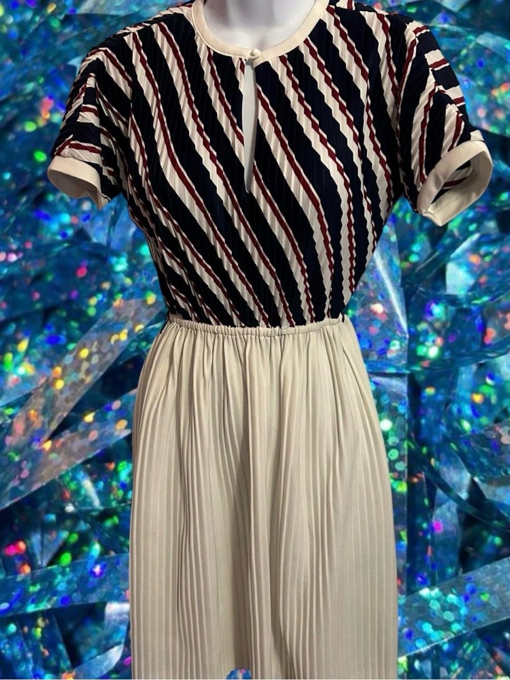 Vintage 1980’s Nautical pleated midi dress. 4th of July vibes